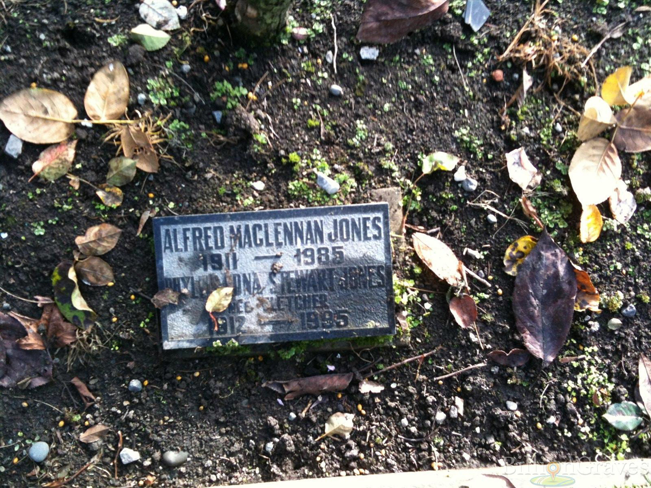 Photo of headstones/Alfred MacLennan Jones d 1985 hdstn Christchurch